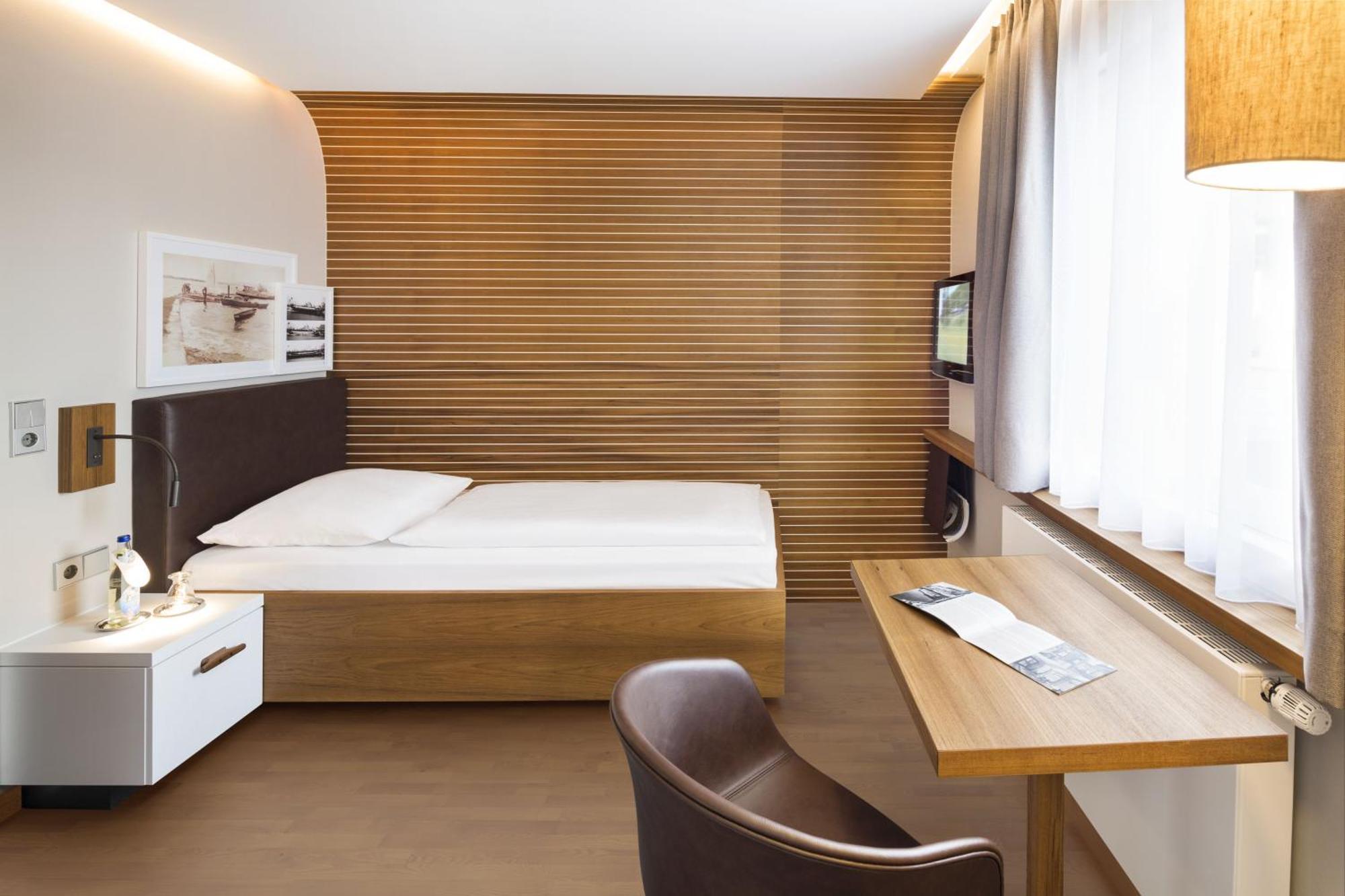 Hotel Seehof 이멘슈타트암보덴지 외부 사진